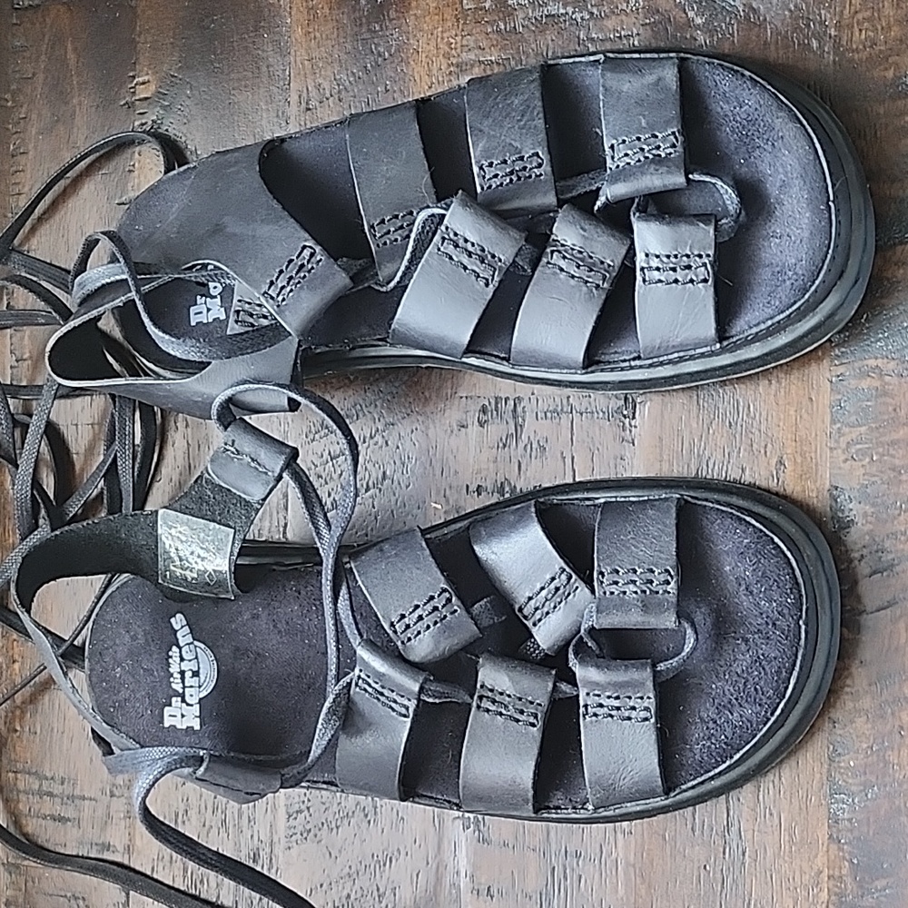 Dr. Martens Kristina Sandals